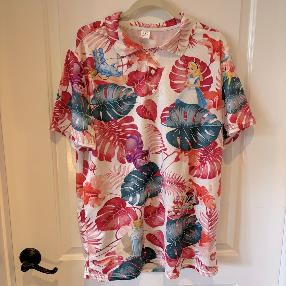 Disney Alice in Wonderland Hawaiian Shirt 2XL Men’s Button Up Tropical Print
